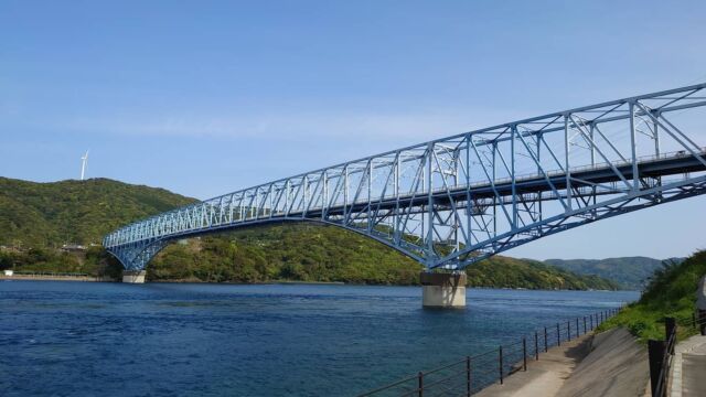 黒之瀬戸大橋 今日は、良い天気でした。 釣りは、急な水温低下で久々のボーズ。
#黒之瀬戸大橋 #釣りボーズ